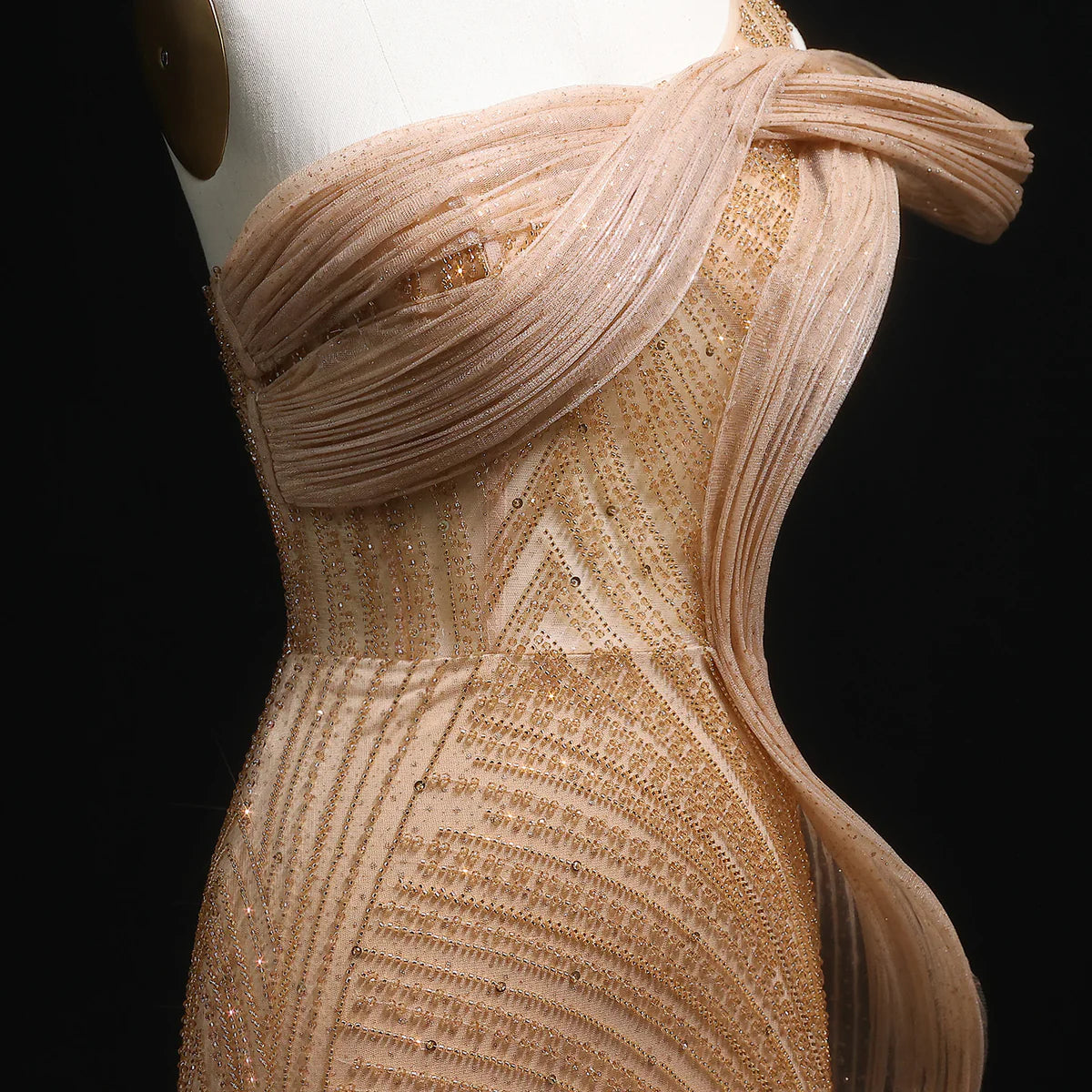 “Desert Glow” Gown – Sculpted Design with Golden Beading