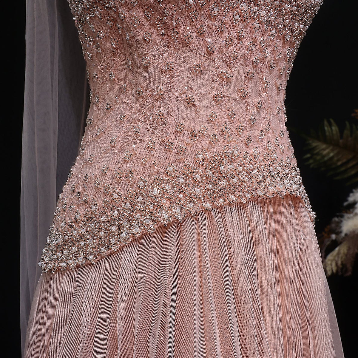 Luxury Dusty Pink Pearl Beaded A-Line Evening Dress With Scarf