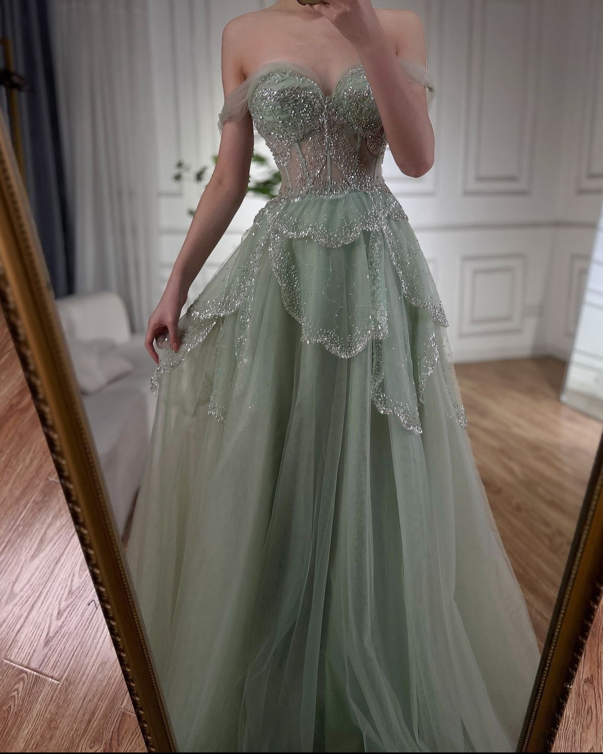 A-Line Elegant Spaghetti Strap Luxury Beaded Evening Dress