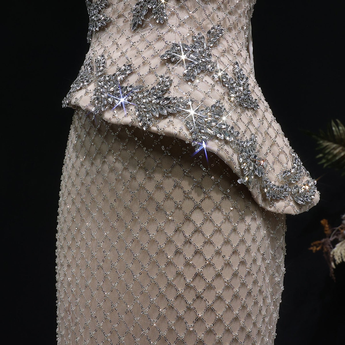 Luxury Silver Crystal Mermaid Evening Dress With Asymmetric Peplum