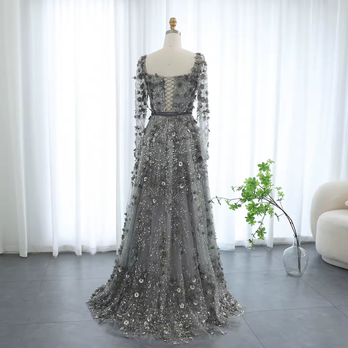 Luxury 3D Flower Long Sleeves Evening Dress