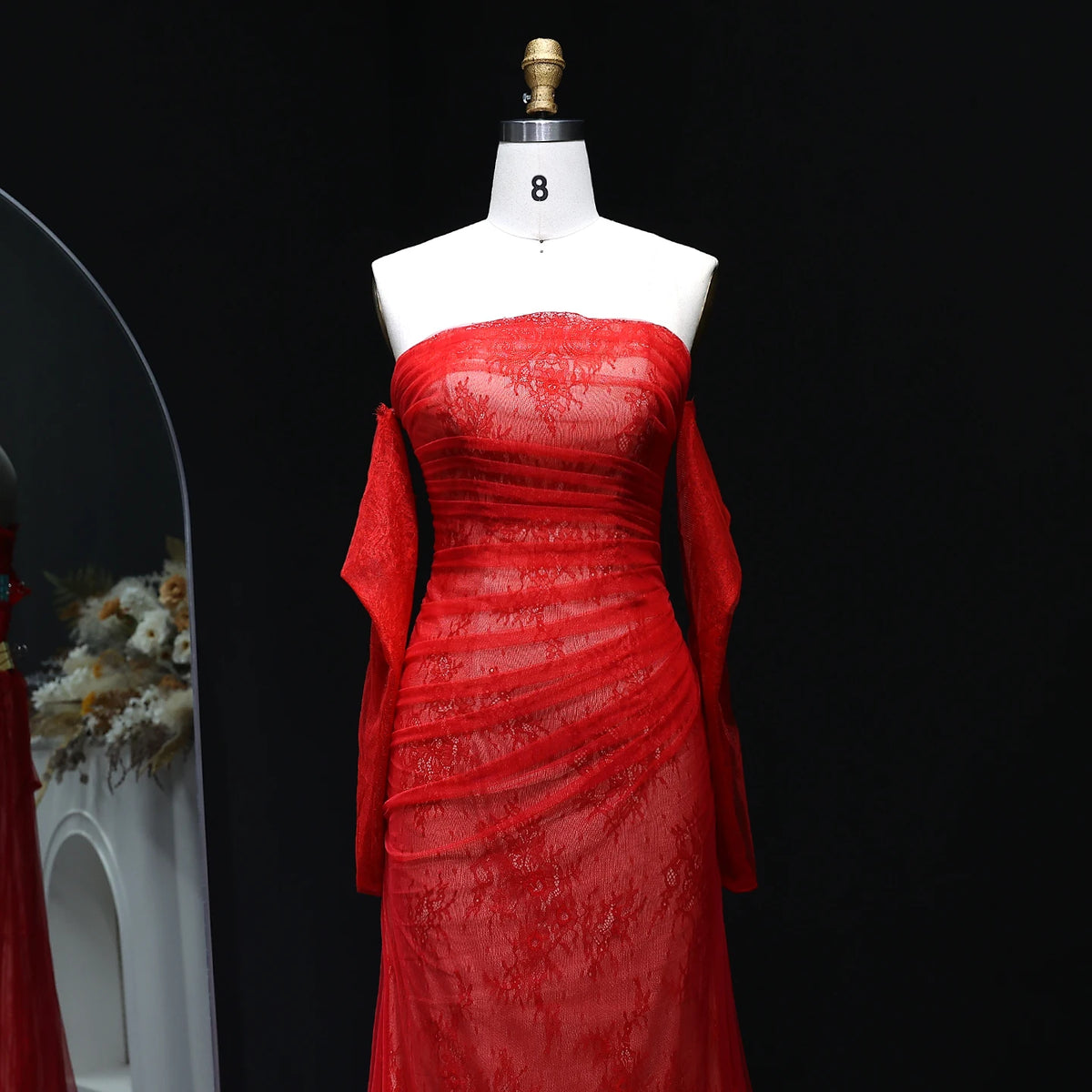 Elegant Red Strapless Lace Evening Dress with Gloves