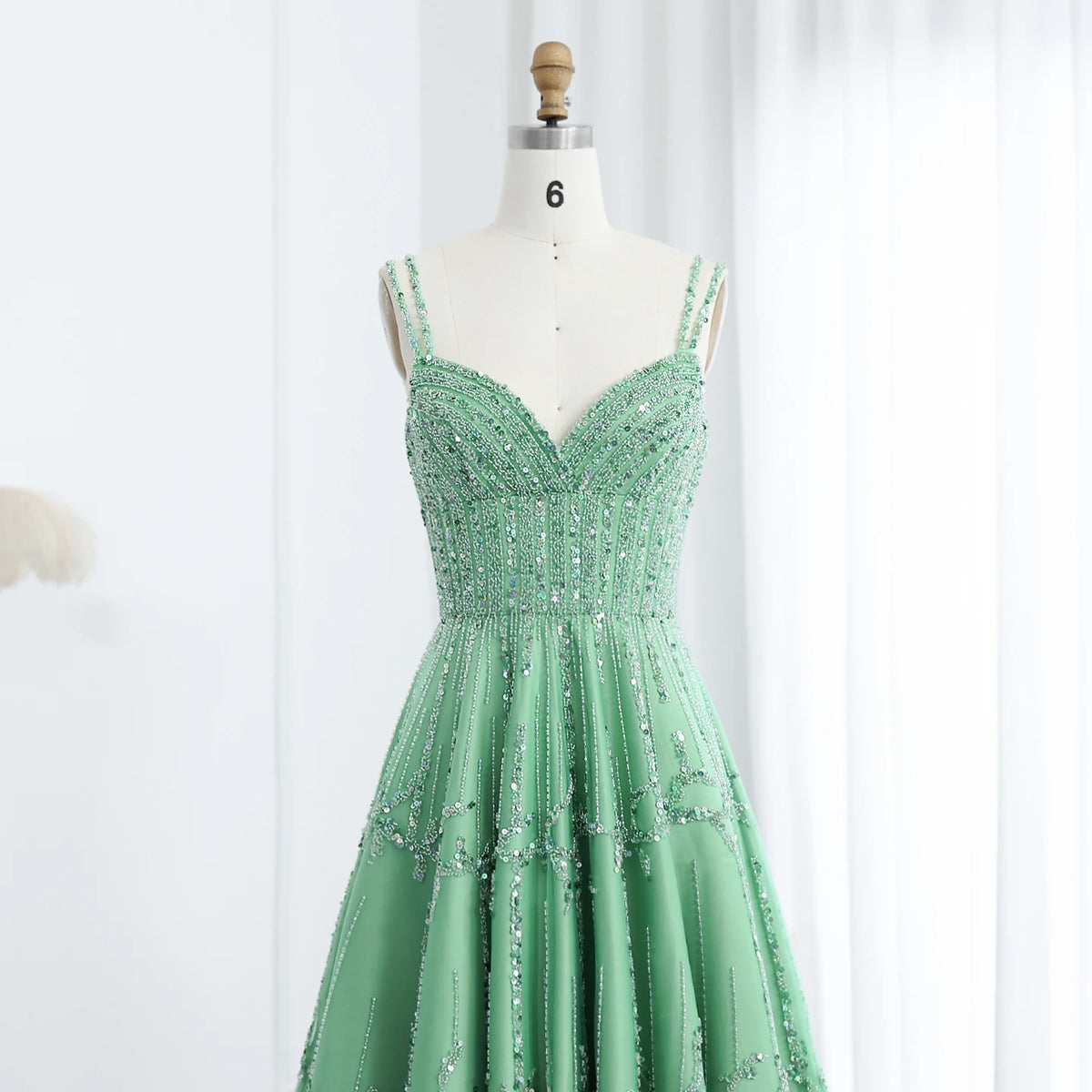 Luxury Dubai Beaded Green Evening Dress for Women Wedding Straps /Sqaure Engagement Party Dresses