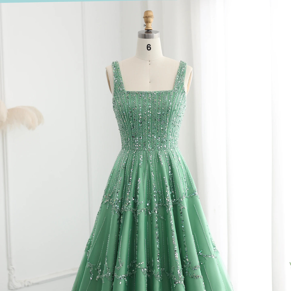 Luxury Dubai Beaded Green Evening Dress for Women Wedding Straps /Sqaure Engagement Party Dresses